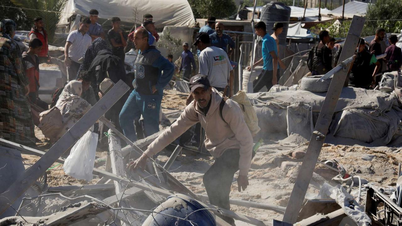Detik-detik serangan udara Israel hantam kamp pengungsian Jalur Gaza