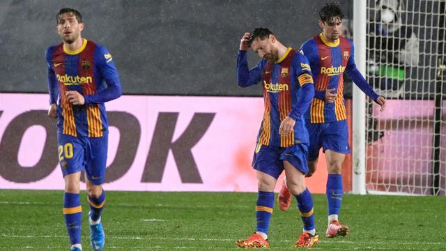 FOTO: Wajah Lesu Lionel Messi CS Usai Barcelona Dihajar Real Madrid