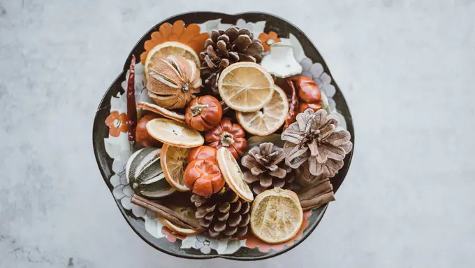 [Fimela] buah kering