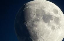 Fenomena Langka 'Wajah Bulan Tersenyum' Akan Muncul pada 25 April 2025, Ini Penjelasan Ilmiahnya