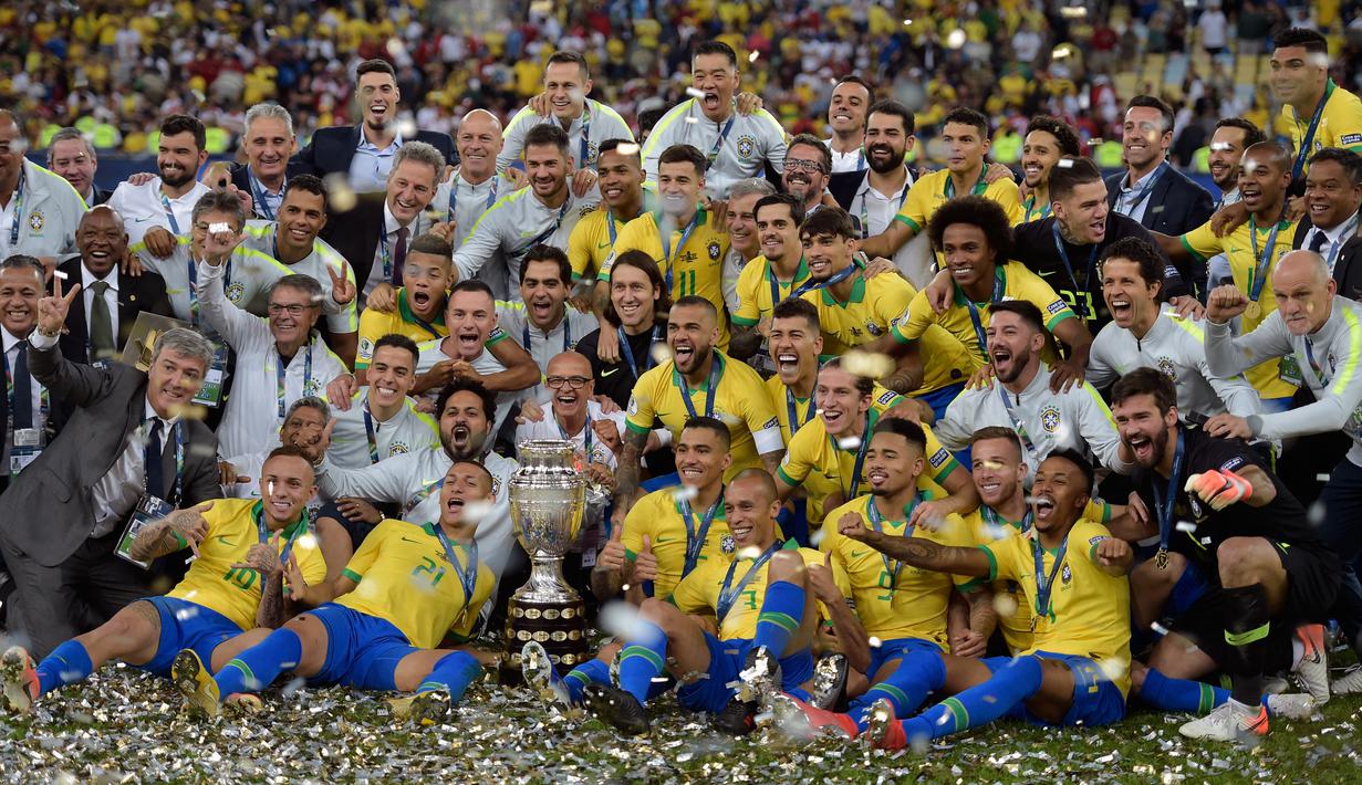 FOTO: Euforia Timnas Brasil Rengkuh Gelar Juara Copa ...