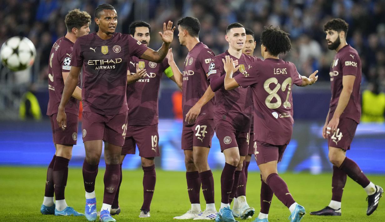 Manchester City bisa menjadi tim dengan catatan tidak terkalahkan terpanjang dalam sejarah Liga Champions pada laga berikutnya. Mereka selanjutnya akan melawan Sparta Praha pada 24 Oktober 2024. (AP Photo/Petr Josek)