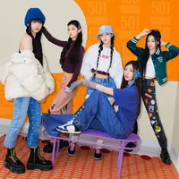 Ekspresikan gaya personal dan autentik NewJeans dengan Levi’s. [Dok/Instagram/Levis_Sea]