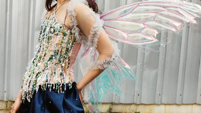 Potret di balik layar video klip Maudy Ayunda (credit: instagram/maudyayunda)