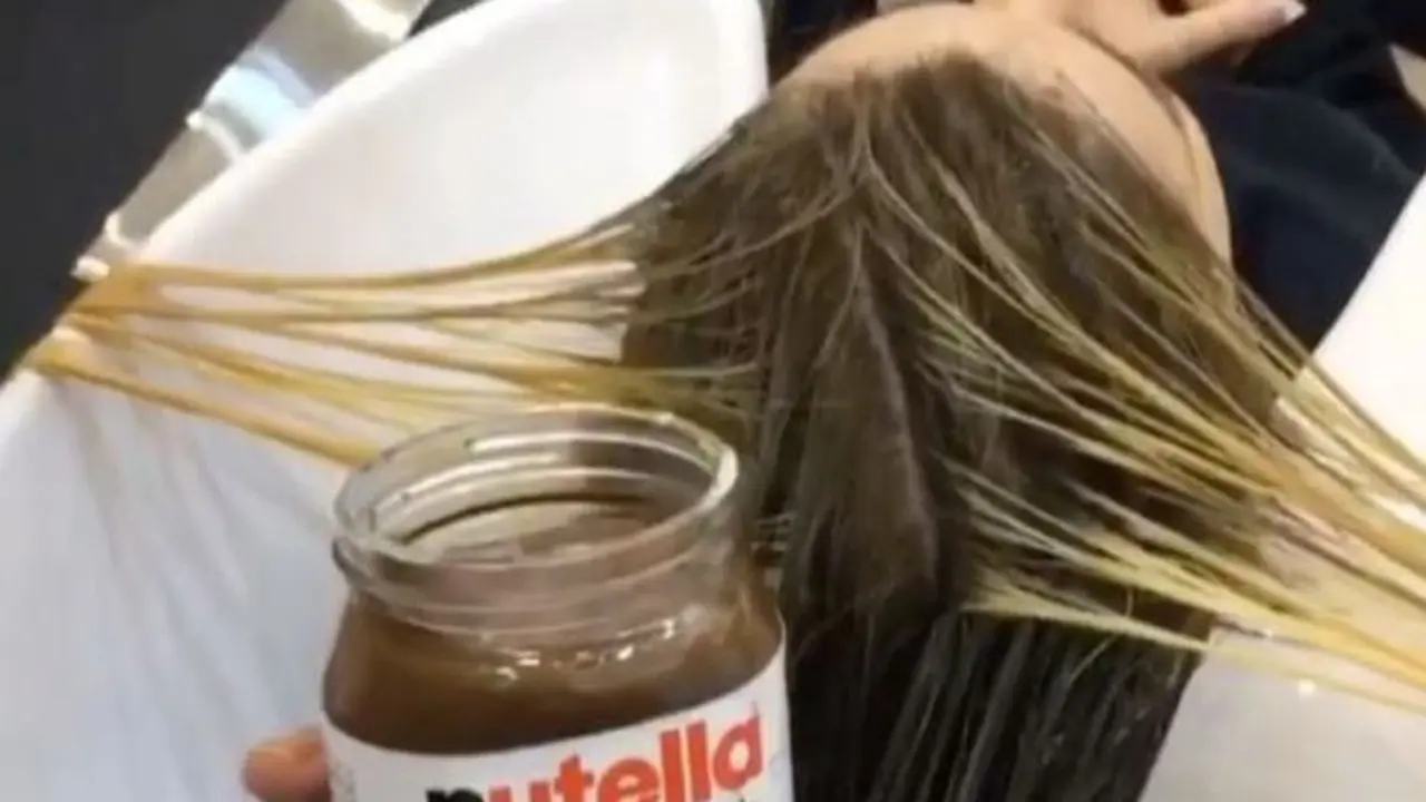 [bintang] Selain Selai, Nutella Juga Bisa Jadi Cat Rambut! Nih Buktinya!
