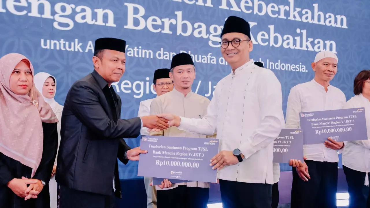 Berbagi Kebaikan dengan Masyarakat, Bank Mandiri Region V/Jakarta 3 Gelar Buka Puasa, Santunan, dan Program Khitanan