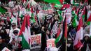 Aksi Bela Palestina tersebut tergabung dari jutaan pejuang kemanusiaan Hari Aksi Global untuk Gaza. (AP Photo/Dita Alangkara)