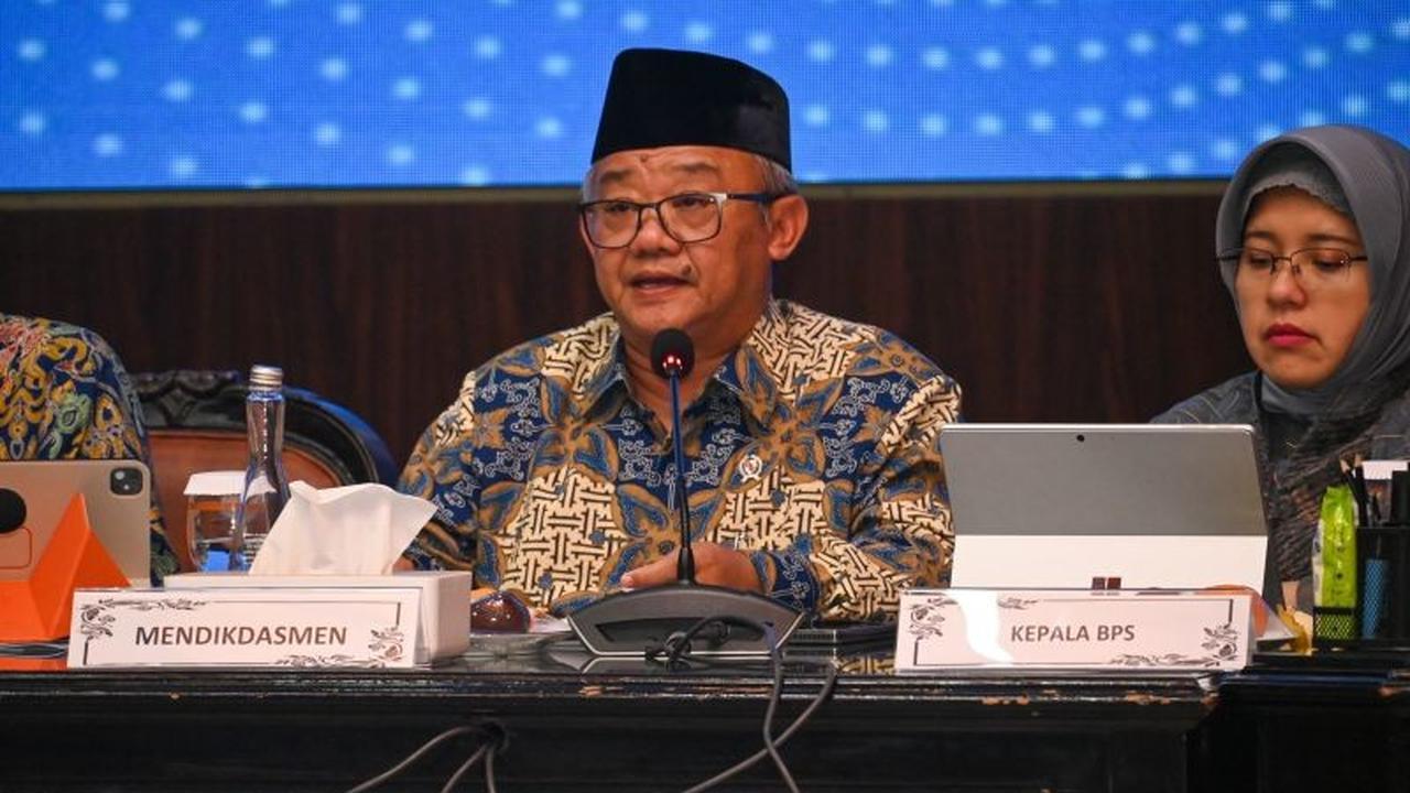 Mendikdasmen Pastikan 100% Sekolah Pascabencana Sumatera Kembali Beroperasi