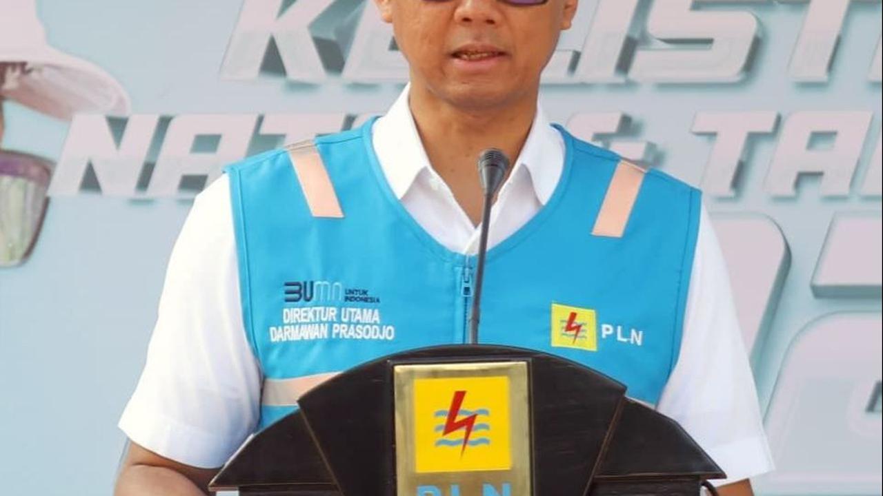 "Apabila masyarakat membutuhkan bantuan pengisian daya darurat ataupun bantuan lainnya terkait SPKLU, bisa menekan pop up hotline SPKLU pada Aplikasi PLN Mobile,” kata Darmawan.