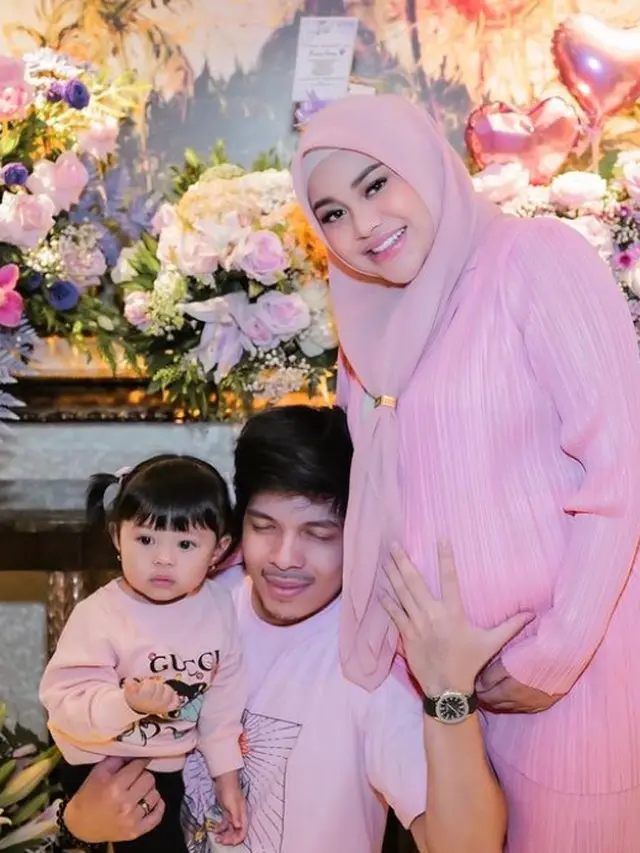 Aurel Hermansyah dengan outfit menawan (Instagram/aurelie.hermansyah)