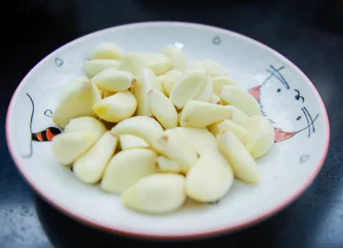 Cara Mengatasi Kuku Berjamur dengan Bawang Putih