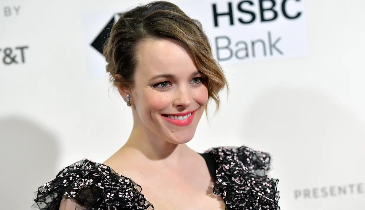 Rachel McAdams menyembunyikan perjalanannya sebagai seorang ibu rapat-rapat. (ROY ROCHLIN / GETTY IMAGES NORTH AMERICA / AFP)