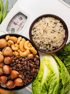 Pola makan makronutrien adalah zat gizi utama, seperti karbohidrat, protein, dan lemak yang dibutuhkan tubuh dalam jumlah besar. (Foto/dok: Freepik)