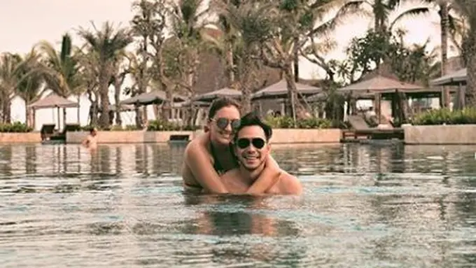 Darius Sinathrya dan Donna Agnesia