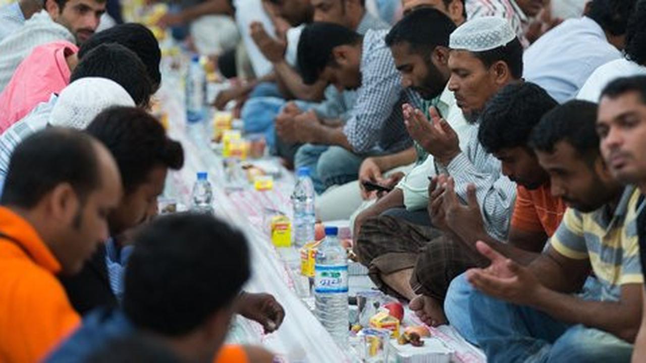 5 Kebiasaan Orang Indonesia saat Ngabuburit Jelang Waktu Buka Puasa