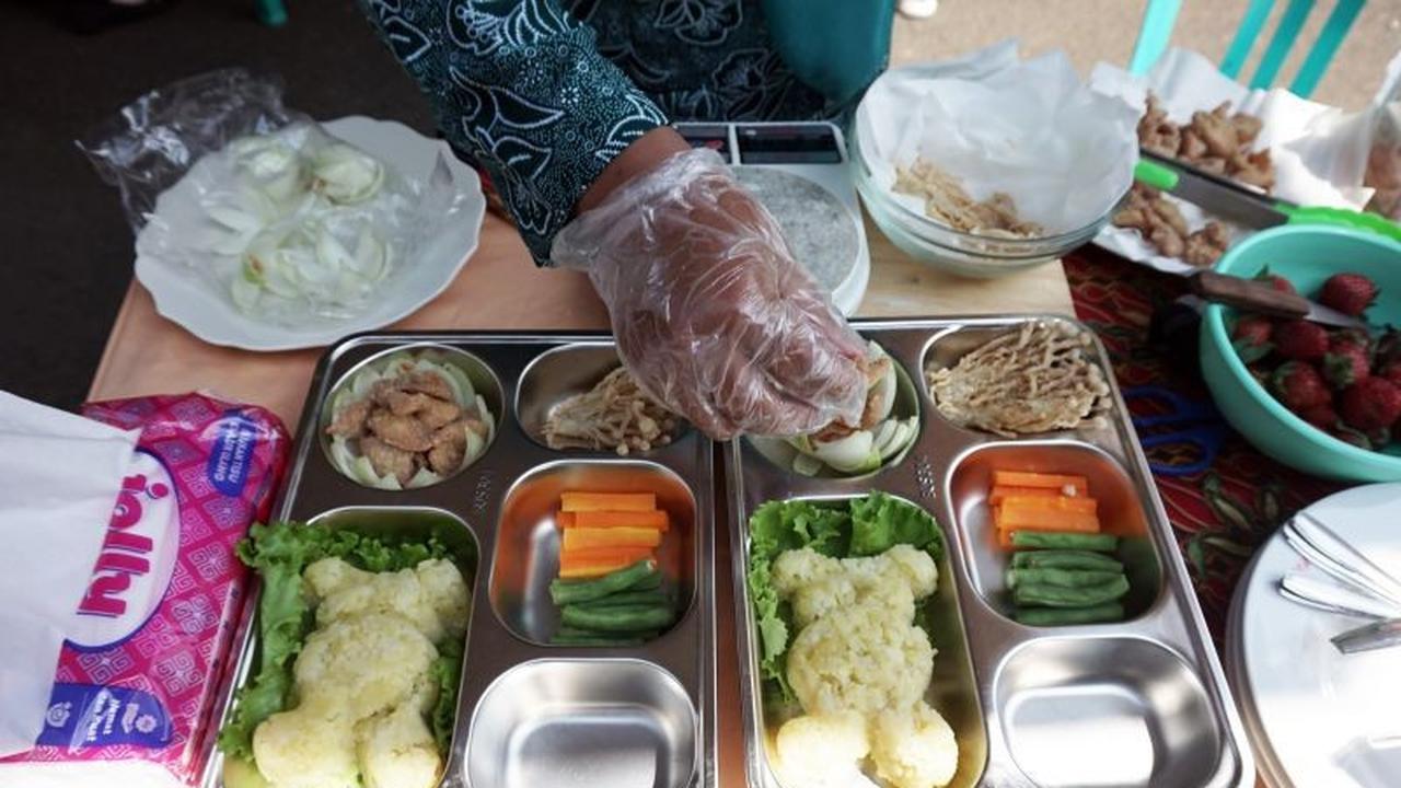Tak Perlu Timbangan, Ini Cara Mudah Ukur Porsi Makan Pakai Tangan: Cukup dengan Jari dan Telapak!