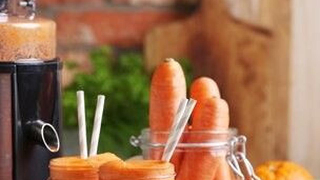 Dengan menggunakan pewarna alami ini, kita tidak hanya memberikan warna yang cantik pada makanan tetapi juga memberikan manfaat kesehatan bagi tubuh.