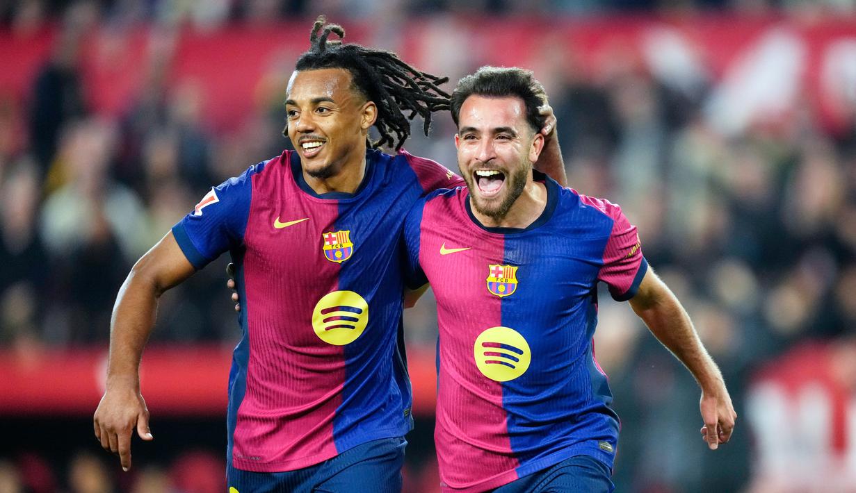 Barcelona berhasil meraup poin penuh saat bertandang ke markas Sevilla di laga pekan ke-23 Liga Spanyol 2024/2025 di Ramon Sanchez Pizjuan, Senin (10/02/2025). (AP Photo/Jose Breton)