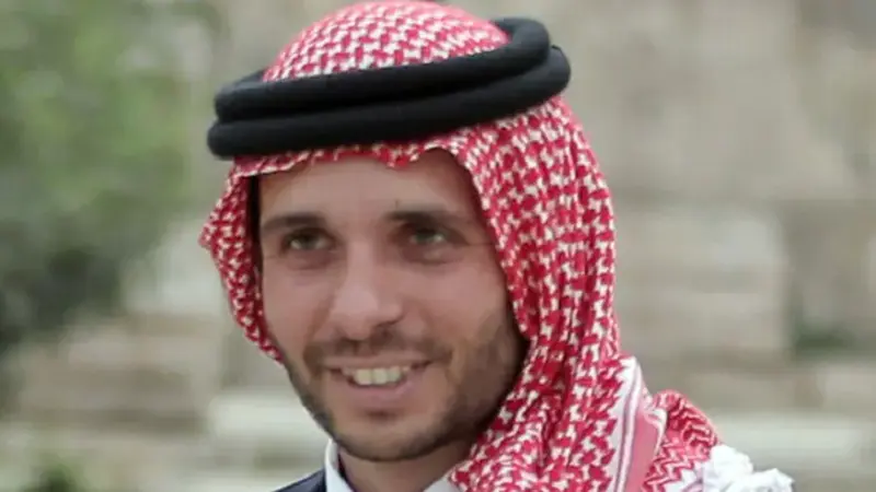 Pangeran Hamza pada April lalu dituduh berusaha mendestabilisasi kerajaan dengan plot yang terinspirasi asing (AFP)