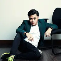 Eksklusif Rizky Febian (Foto: Galih W Satria, Digital Imaging: Denti Ebtaviani/Bintang.com)