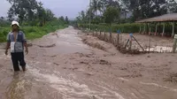 Lahar dingin Gunung Sinabung membanjiri Desa Sukatendel, Kecamatan Ndreket, Kabupaten Karo, Sumut. (Liputan6.com/Reza Perdana)