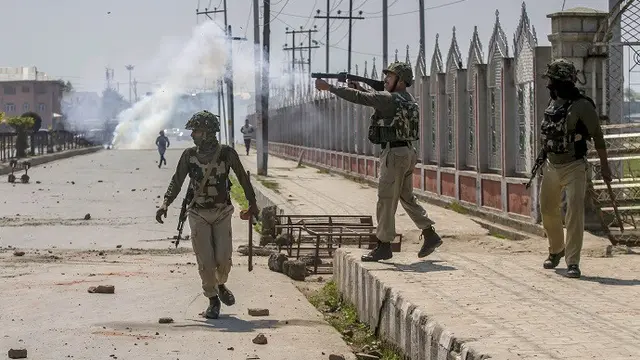 Bentrokan pecah antara militer India dengan kelompok separatis Kashmir pada Minggu, 1 April 2018