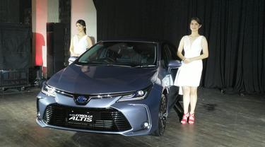 All new Toyota Corolla Altis hybrid (Ist)