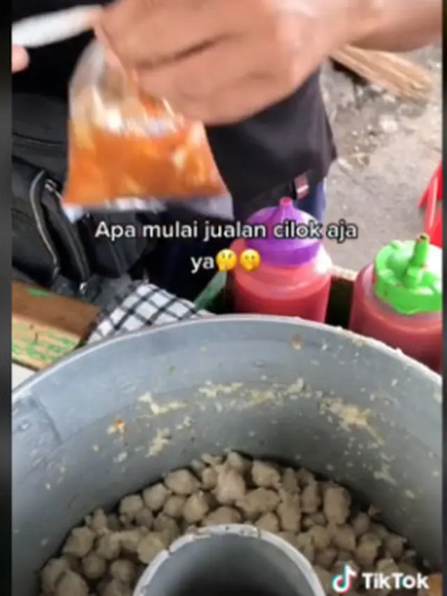 Viral Kisah Penjual Cilok Bisa Beli 3 Apartemen, Penghasilannya Jutaan Rupiah