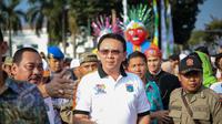 Gubernur DKI, Basuki Tjahaja Purnama meresmikan serangkaian kegiatan peringatan HUT Ibu Kota ke-488 di Taman Fatahillah, Jakarta, Minggu (31/5/2015). Tema peringatan HUT ke-488 yakni, Jakarta modern, kreatif, dan berbudaya. (Liputan6.com/Faizal Fanani)