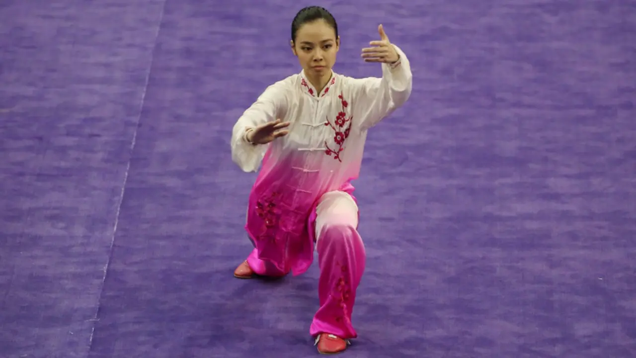 Lindswell Kwok