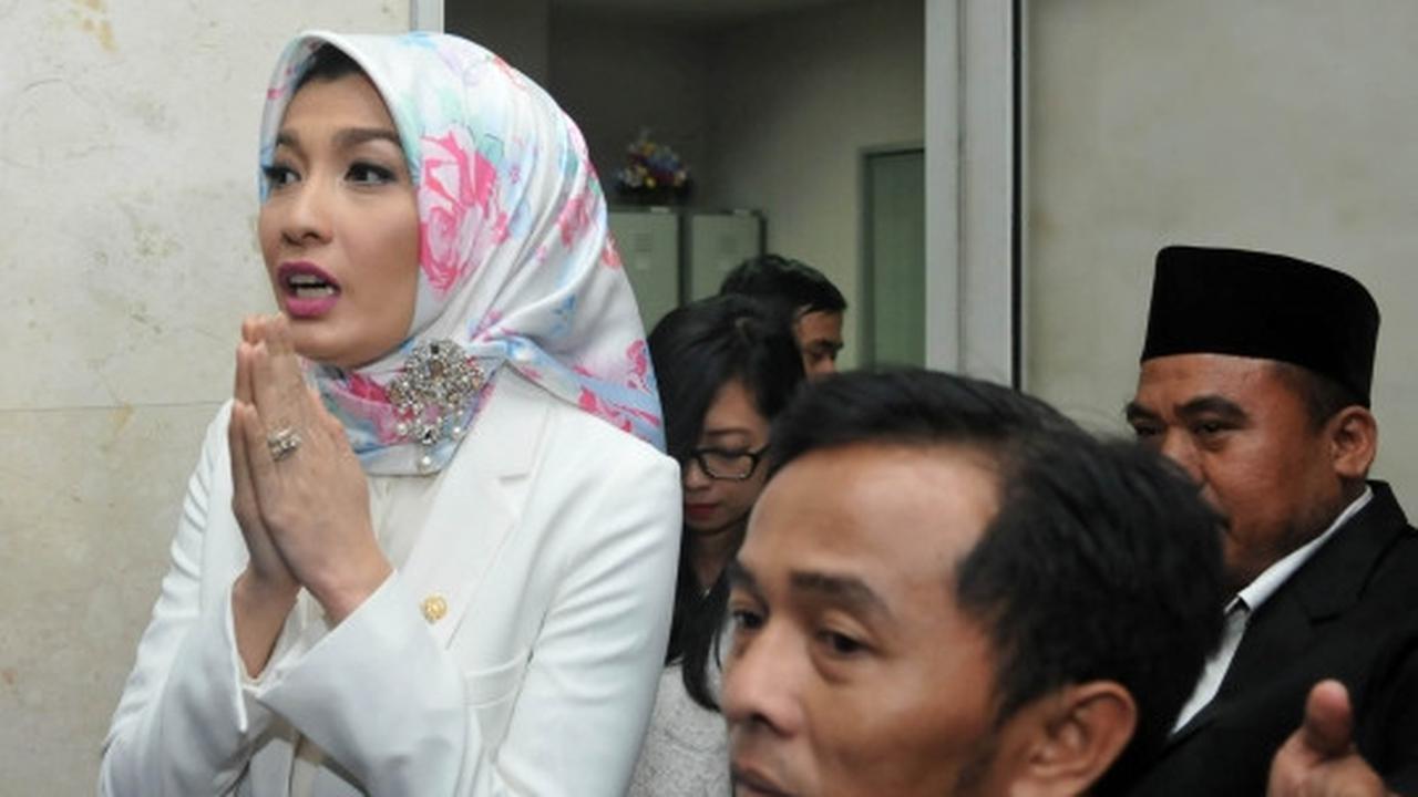 Gaya santai Arzetty jalani sidang etik MKD
