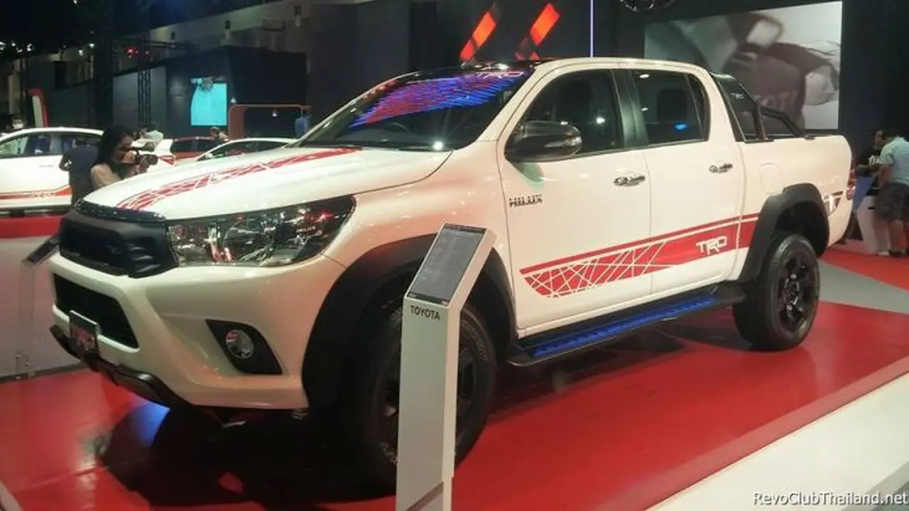 Toyota Siap Hadirkan Paket TRD Untuk Hilux