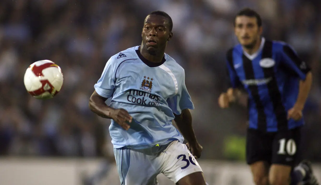 Daniel Sturridge. Striker berkebangsaan Inggris ini didatangkan Manchester City dari Akademi Coventry City pada awal musim 2006/2007. Bertahan selama 3 musim, ia total bermain dalam 32 laga dengan mecetak 6 gol dan 4 assist. Awal musim 2009/2010 ia hijrah ke Chelsea. (AFP/Craig Brough)