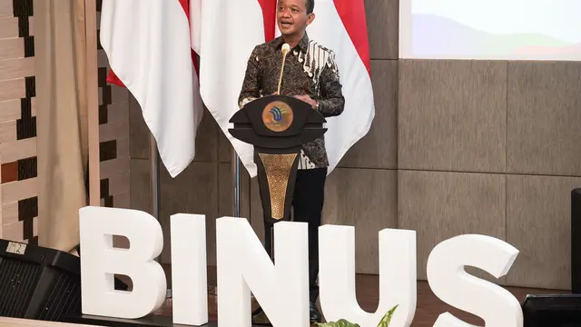Bahlil Lahadalia menyampaikan Orasi Ilmiah