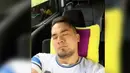 Penyanyi dangdut Saipul Jamil berselfie saat berada didalam mobil. Album Saipul yang terbilang paling sukses adalah duetnya bersama Ira Swara bertajuk Duet Sang Bintang. (Instagram.com/saipuljamill)