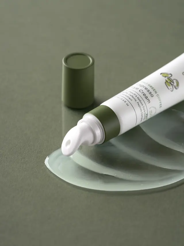 Segar & Cerah Seketika! Inovasi Eye Cream Kopi Hijau Bali dari From This Island untuk Atasi Mata Lelah