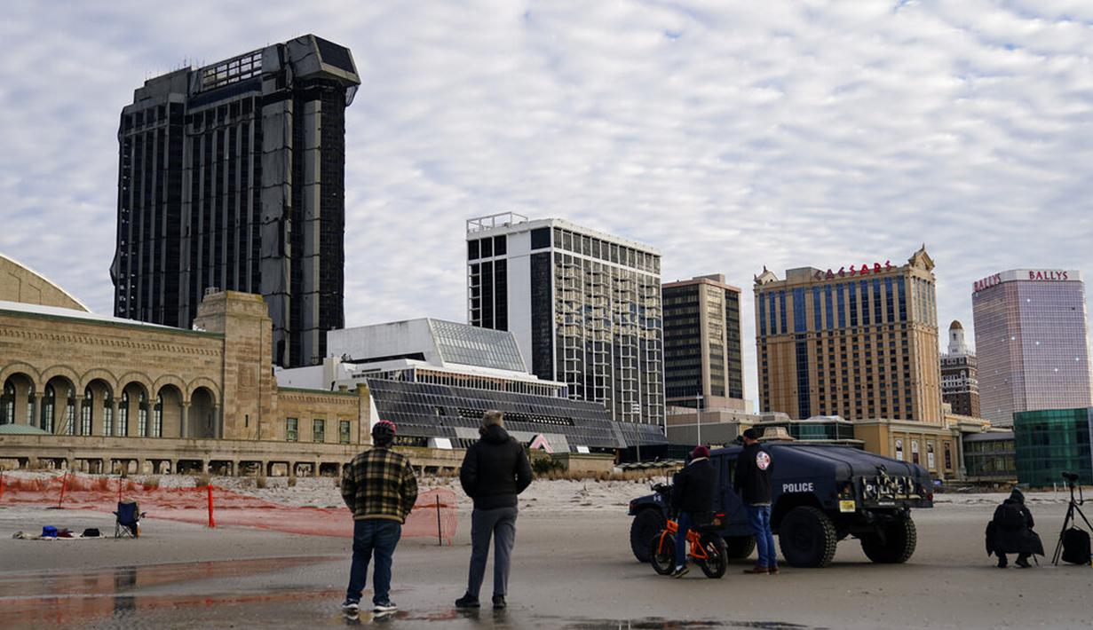 FOTO: Detik-Detik Kasino Trump Plaza Diledakkan - Global Liputan6.com