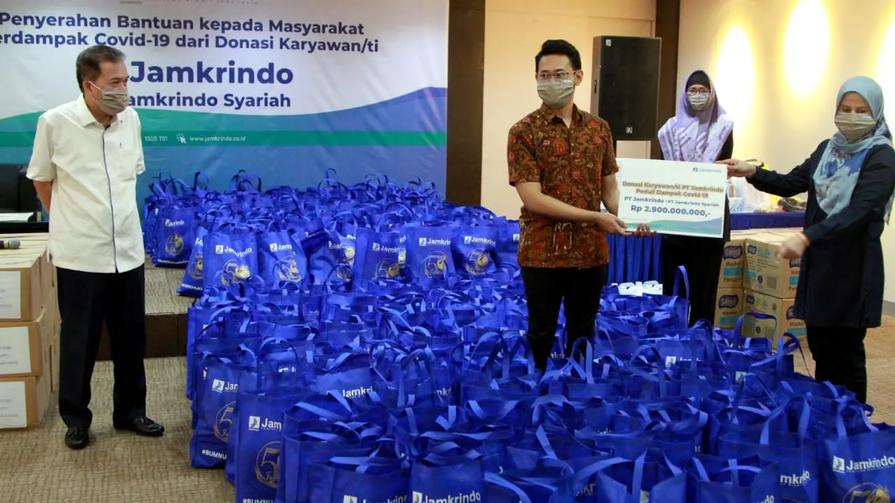 Karyawan Jamkrindo Donasikan Miliaran Rupiah untuk Masyararakat Terdampak Covid-19