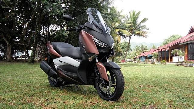 Yamaha XMax