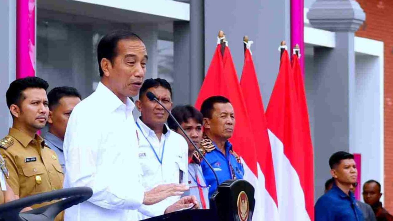 Jokowi Resmikan 4 Terminal Tipe A di Jateng dan Jatim: Image Premannya Sudah Hilang
