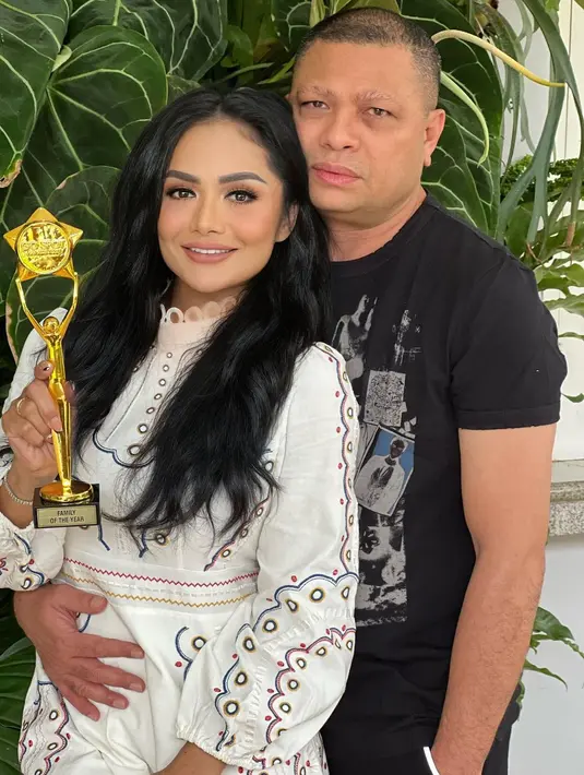 Krisdayanti dan Raul Lemos (Instagram/krisdayantilemos)