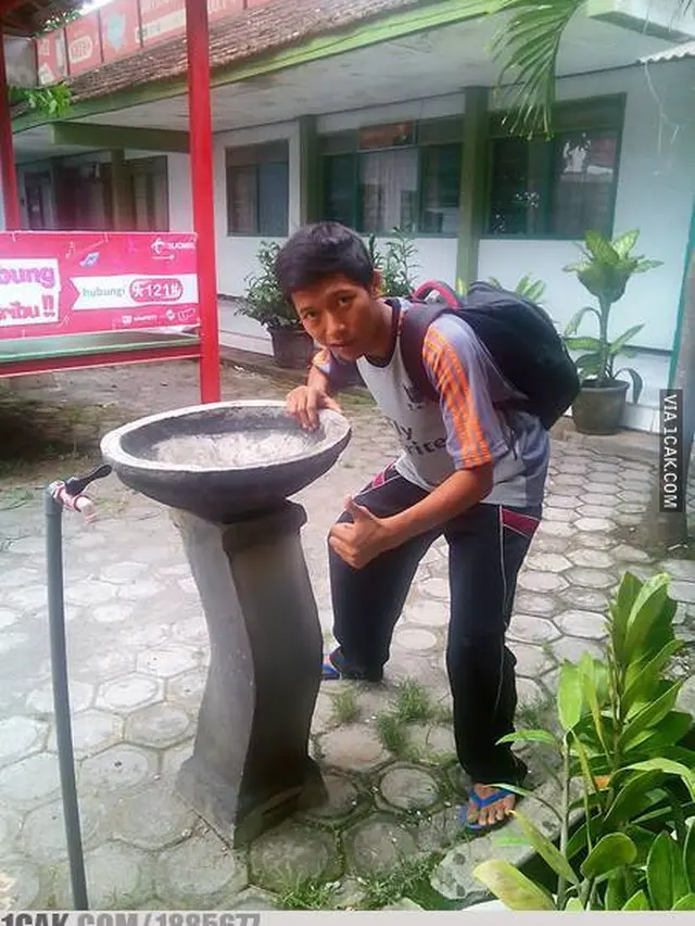6 Modifikasi Nyeleneh Wastafel Ini Bikin Geleng Kepala