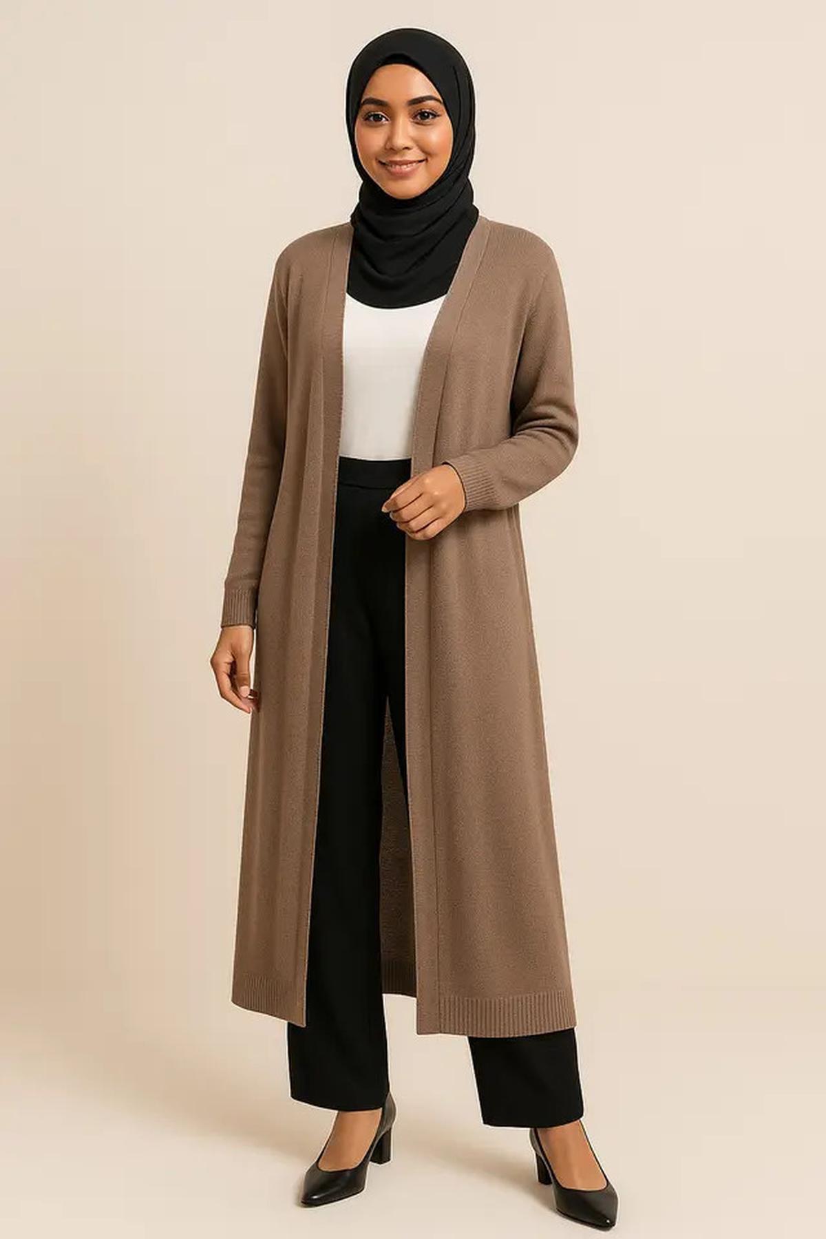 Tampil Chic saat Nongkrong? Ini 6 Ide Outfit Cardigan Biar Makin Modis!
