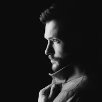 Berikut beberapa keseruan Calum Scott hibur fans di Indonesia. (Foto: calumscott.com)