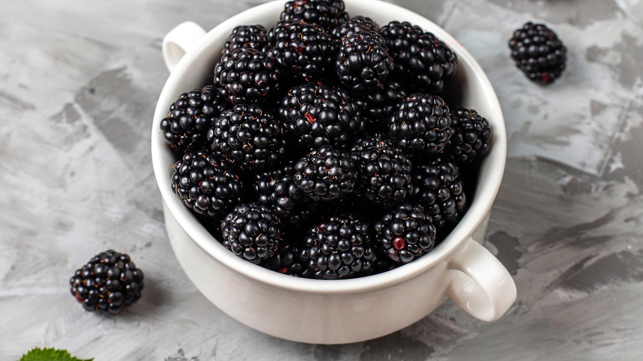 Ilustrasi Buah Blackberry (©Freepik)