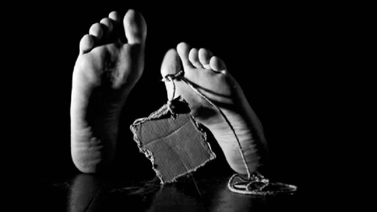 Pertama kali ditemukan adalah dua potongan kaki dan pergelangan tangan. Dari potongan tubuh yang ditemukan ini, Ardi menyebut pihaknya belum bisa mengidentifikasi jenis kelamin korban.