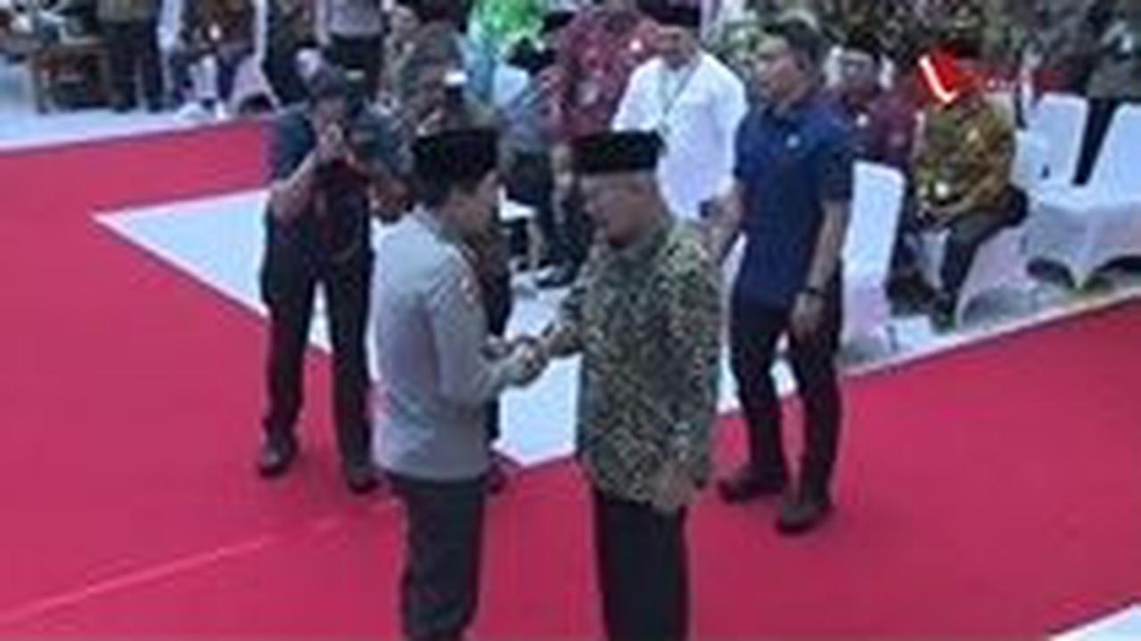 Sebagai informasi, Banadi sendiri merupakan purnawirawan Polri dengan pangkat terakhir sebagai Komisaris Besar (Kombes).