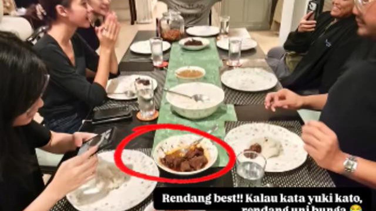 5 Potret Dapur Rumah BCL saat Masak Rendang untuk Lebaran 2026, Homey dan Nyaman