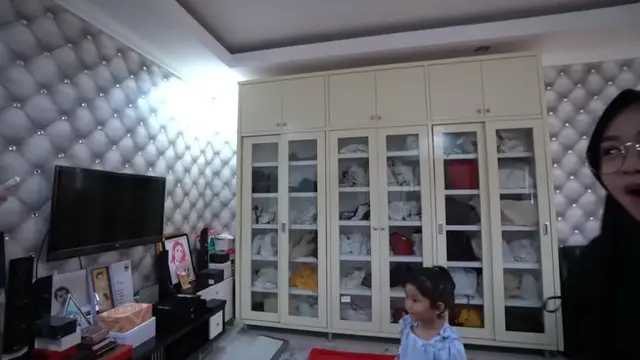 7 Potret Rumah Ayu Ting Ting, Berada di Dalam Gang