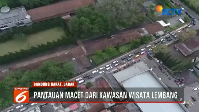 Ratusan kendaraan yang didominasi warga dari luar Kota Kembang mengarah turun untuk kembali ke Jakarta, Bogor, dan Tangerang. Akibatnya, sejumlah titik simpul kemacetan terjadi di persimpangan jalan.